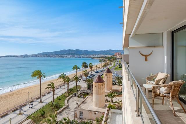 Luxury apartment with panoramic sea views for sale in Portixol, Palma, Mallorca