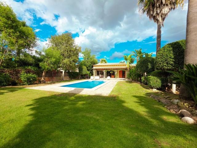 Detached villa with holiday rental License in Crestatx, North Mallorca