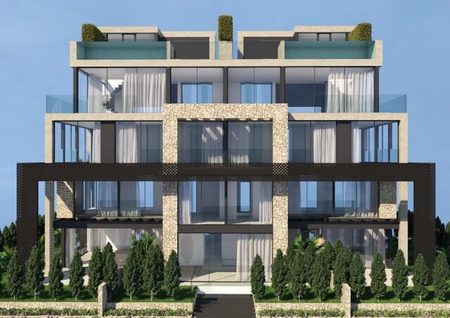 Sea View Triplex Penthouse with Private Pool for Sale in Palma, Mallorca