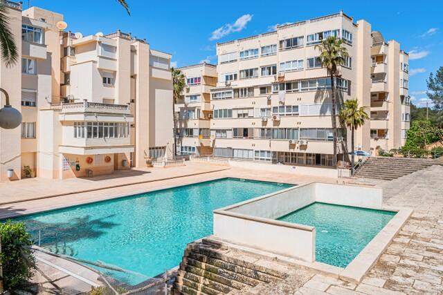 Exclusive studio apartment with sea views for sale in Santa Ponsa, Mallorca