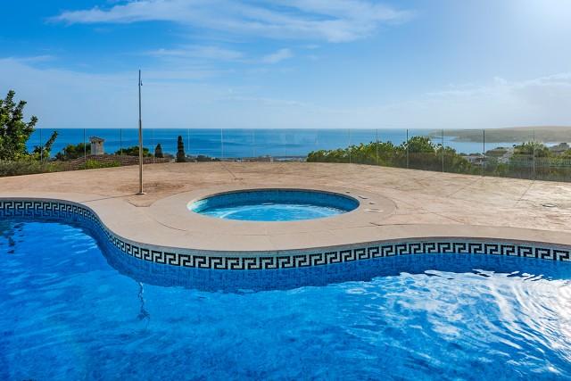 Luxurious sea view villa for sale in Costa d´en Blanes, Mallorca