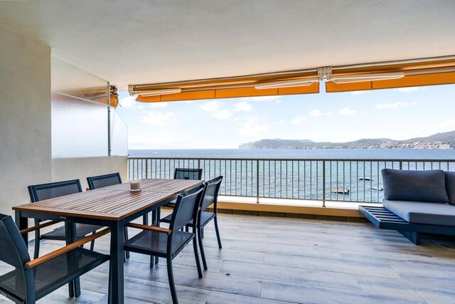 Apartamento en primera línea de playa en venta en Costa de la Calma, Mallorca