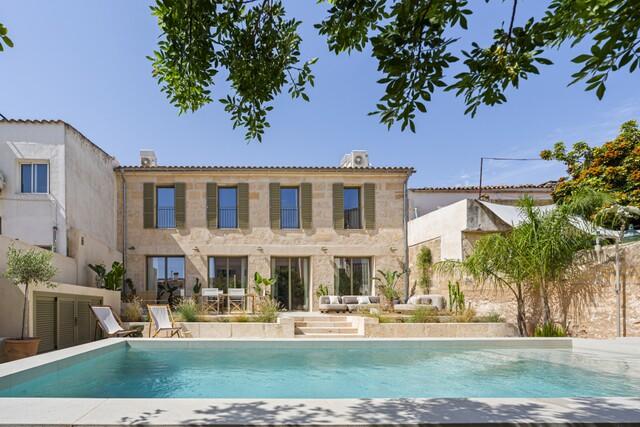 Renoviertes Dorfhaus mit Pool zum Verkauf in Ariany, Zentral-Mallorca