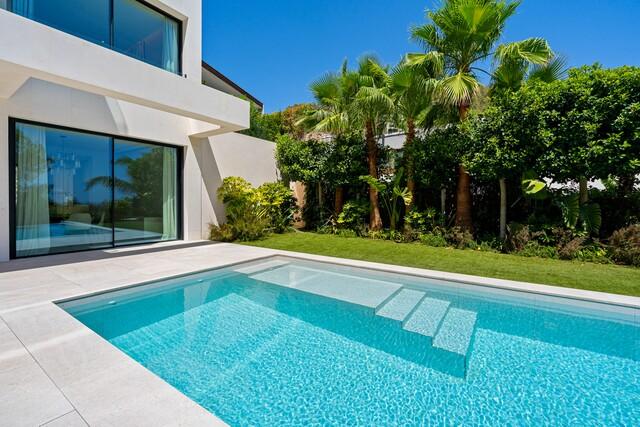Villa mediterránea moderna en venta en la zona alta de Son Vida, Mallorca