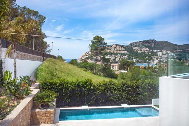 Apartamento con vistas al puerto en venta en Port Andratx, suroeste de Mallorca