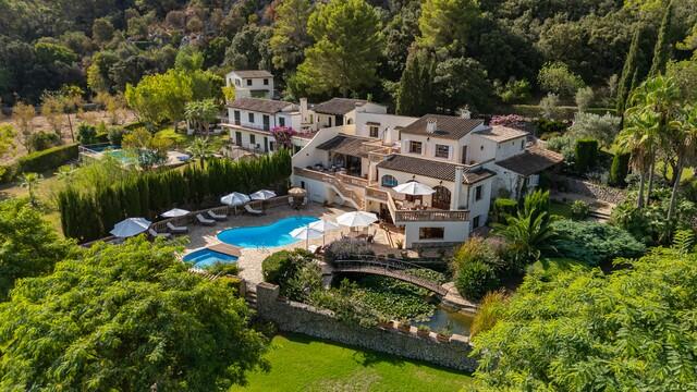Exceptional Estate with Pool and Tennis Court in Pollensa, North Mallorca