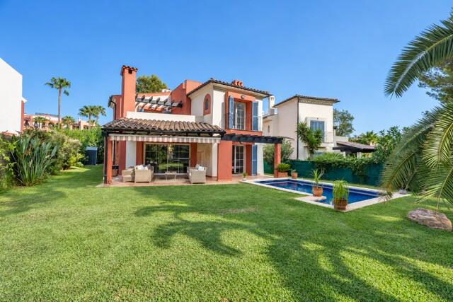 Charming villa for sale in Nova Santa Ponsa, Southwest Mallorca