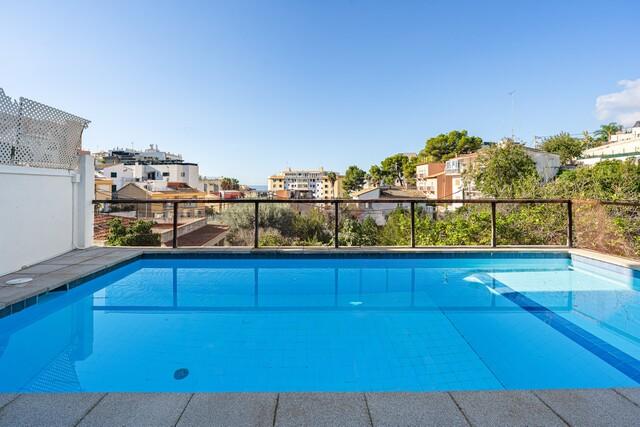 Property with development potential for sale in Cala Major, southwest Mallorca