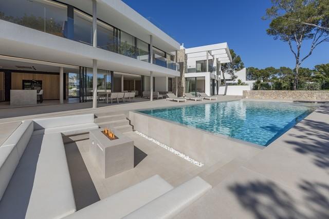 Lujosa villa de última generación con piscina infinita, en venta en Santa Ponsa, Mallorca