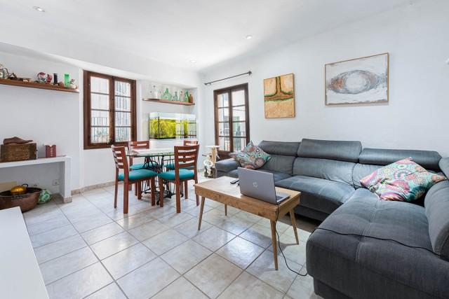 Charming town house with shop for sale in the heart of Pollensa, Mallorca