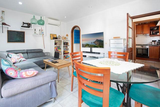 Charming town house with shop for sale in the heart of Pollensa, Mallorca