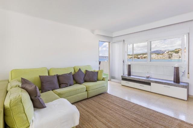 Sea front apartment direct next to the beach for sale in Santa Ponsa, Mallorca