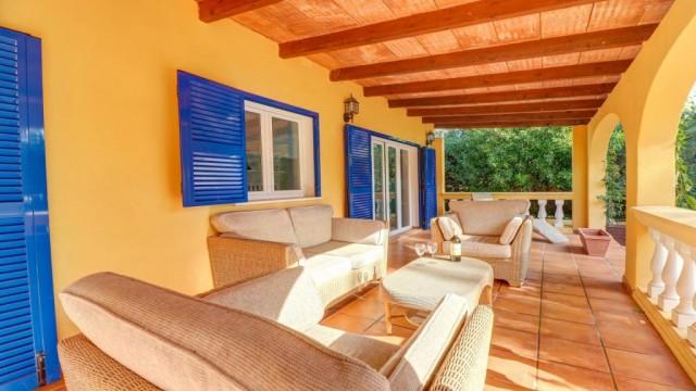 Lovely villa for sale 5 minutes from the beach in Costa de la Calma, Mallorca