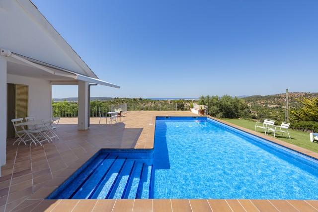 Spectacular country estate with panoramic views for sale in Santa Maria, Mallorca