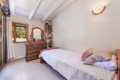 Bedroom (2)