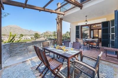 exterior dining area