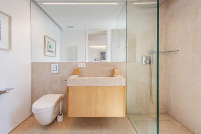 Bathroom (1)