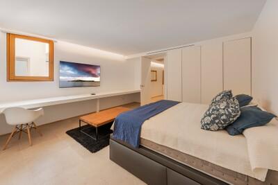 Bedroom (6)