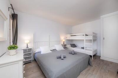 Bedroom (1).jpg