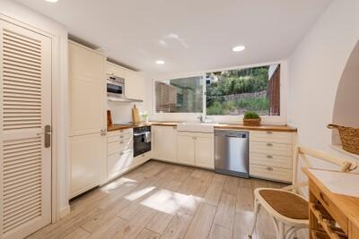 Kitchen new.jpg