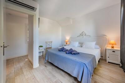 Bedroom new (2).jpg