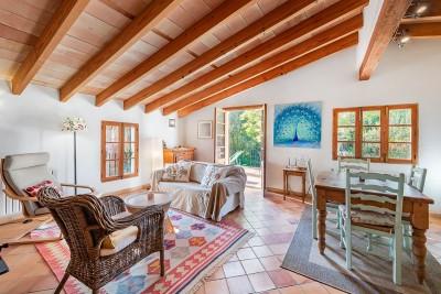 LIVING AND DINING ROOM