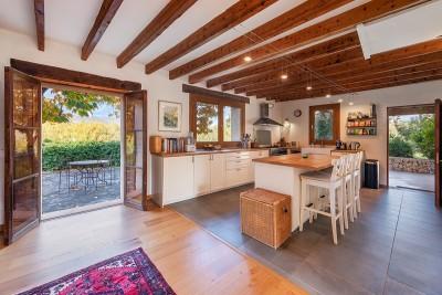 KITCHEN (2)