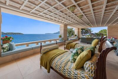 Covered Terrace