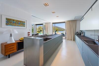 Kitchen (2)