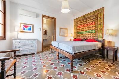 Bedroom (4)