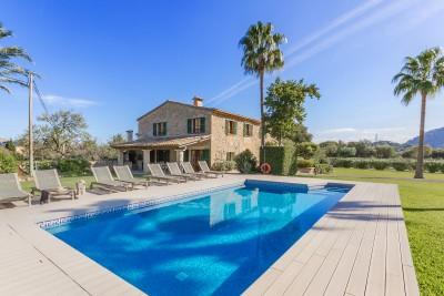 Exterior and Pool (2)