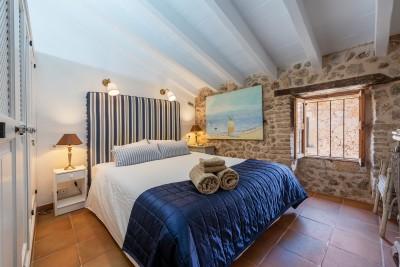 Bedroom (1)