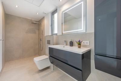 Bathroom (1)