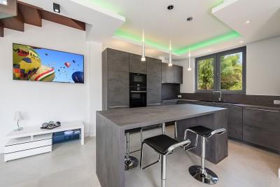 Kitchen (1)