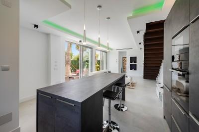 Kitchen (2)