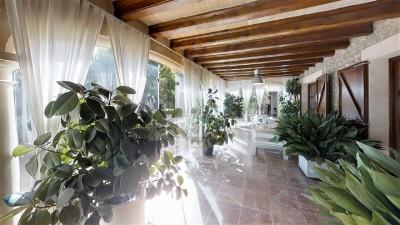 Covered Terrace (3)