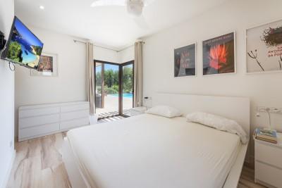Bedroom (2)