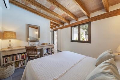 Bedroom (4)