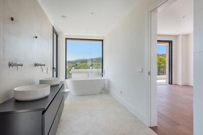 Bathroom (2)