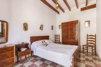 Bedroom (2)