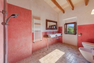 Bathroom (2)