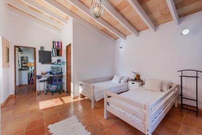 Bedroom (6)