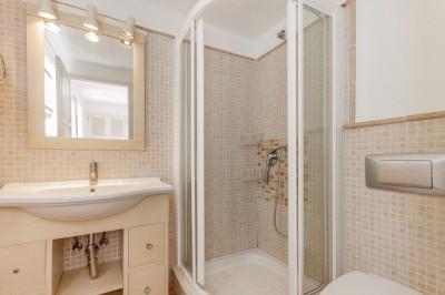 Bathroom (2)