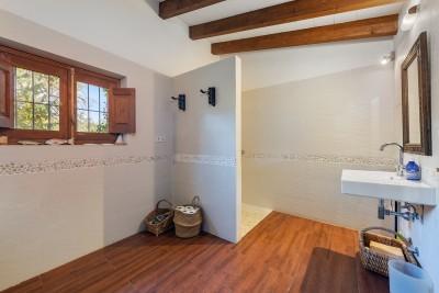 Bathroom (1)