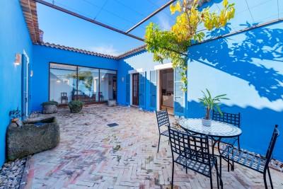 Courtyard (2)