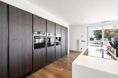 Kitchen (1).jpg