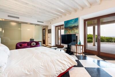 Bedroom (1)