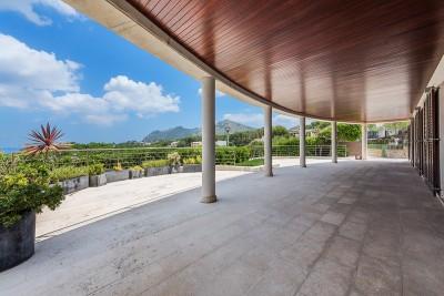 covered terrace