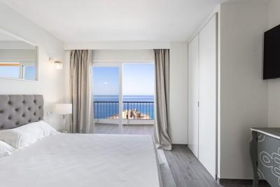 Bedroom (1)