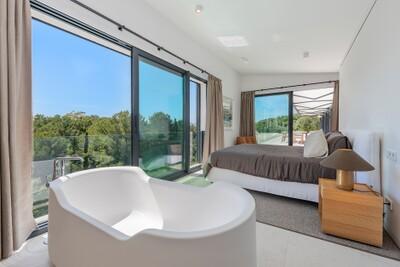 Bedroom (6)